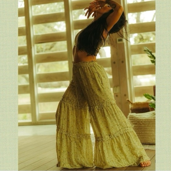 Free People Dainty Ethereal Cottage Prairie Tiered Wide Leg Pants Size Large NEW - Picture 7 of 15